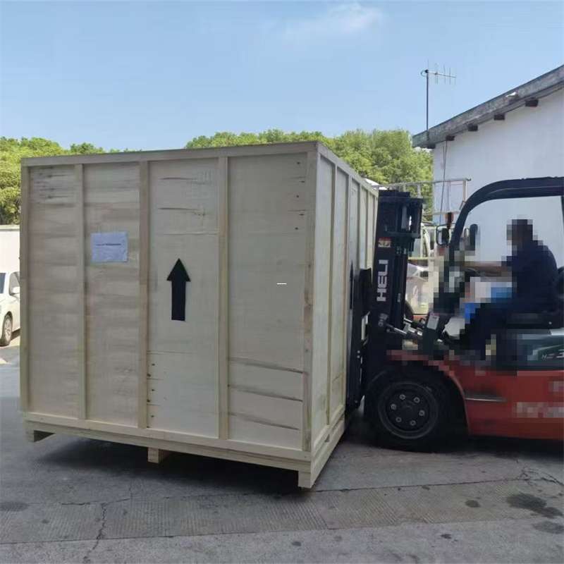 坡心镇探秘九寨沟县的多元物流世界